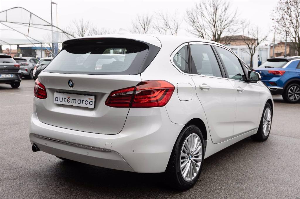 BMW 218d Active Tourer Luxury del 2016