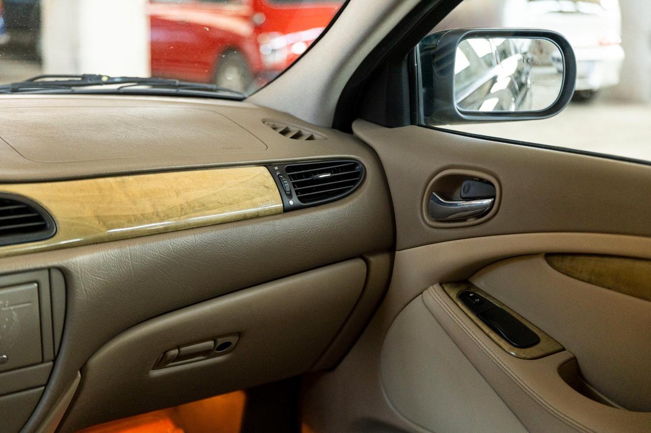 Jaguar S-Type (X200) 3.0 V6 24V cat Executive