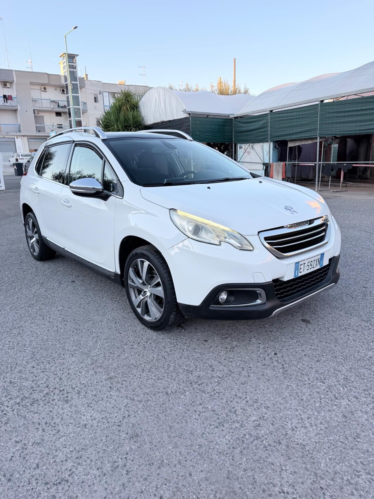 Peugeot 2008 1.6 e-HDi 92 CV Stop&Start Urban Cross