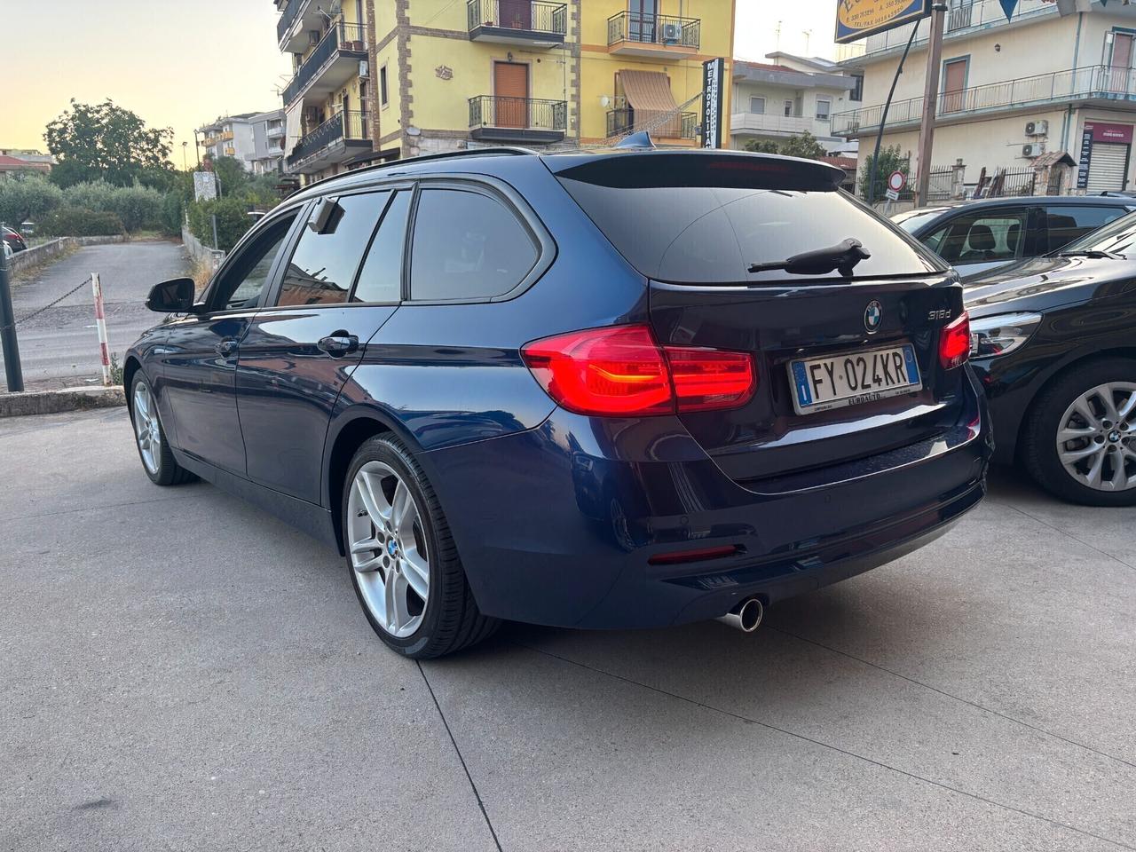 Bmw 318d Touring Business Advantage - 2019