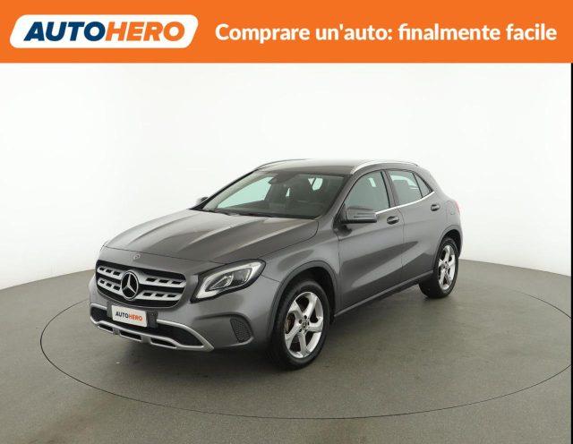 MERCEDES-BENZ GLA 180 d Sport