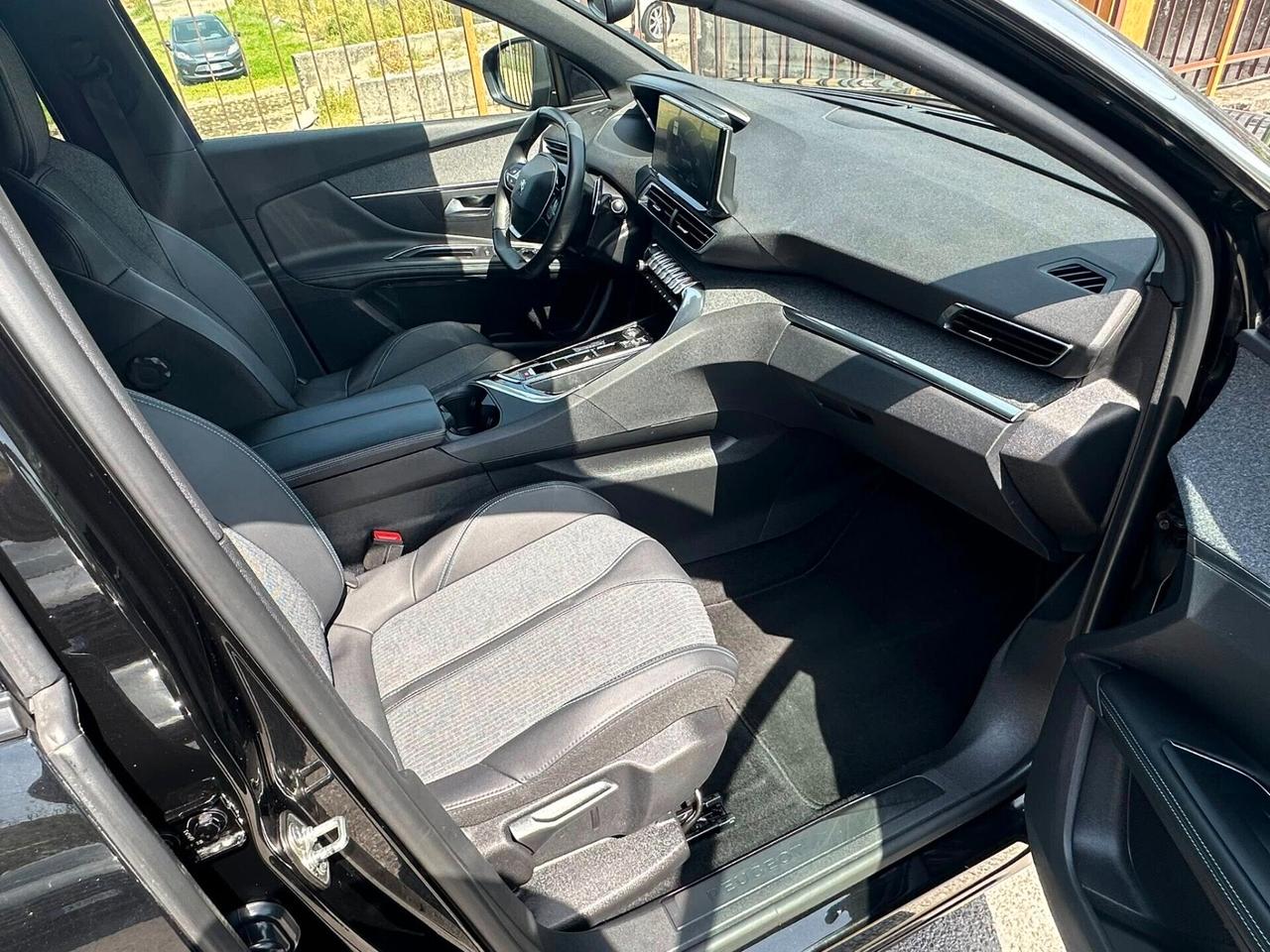 Peugeot 3008 BlueHDi 130 S&S EAT8 Allure Pack