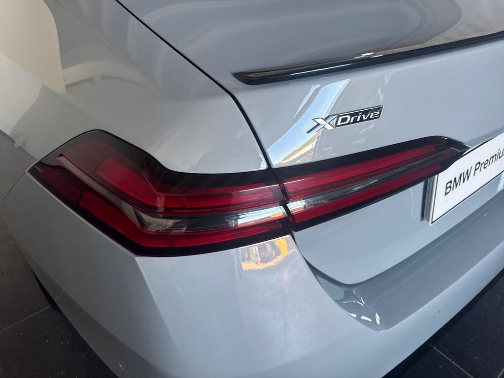 BMW Serie 5 Berlina 520 d 48V Msport xDrive Steptronic