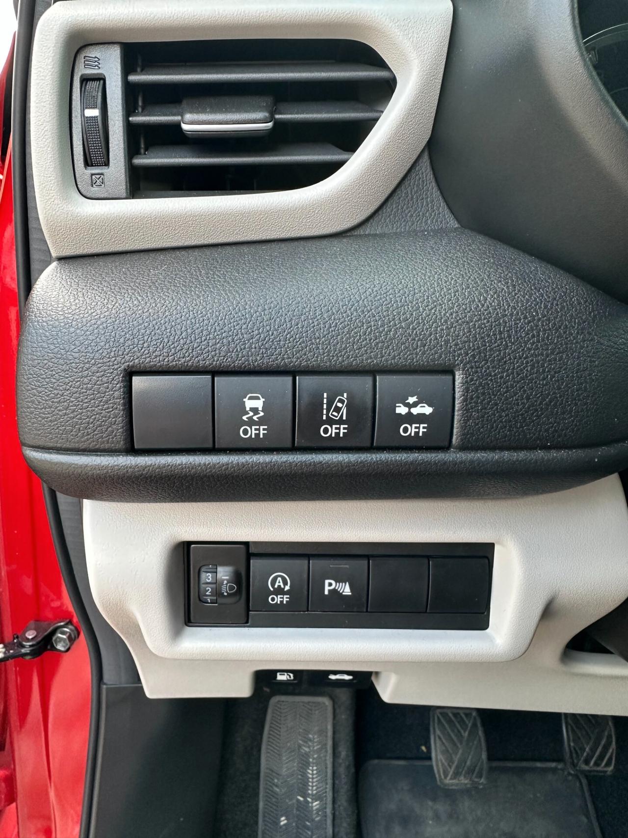 Suzuki Swift 1.2 Hybrid 4WD AllGrip Top