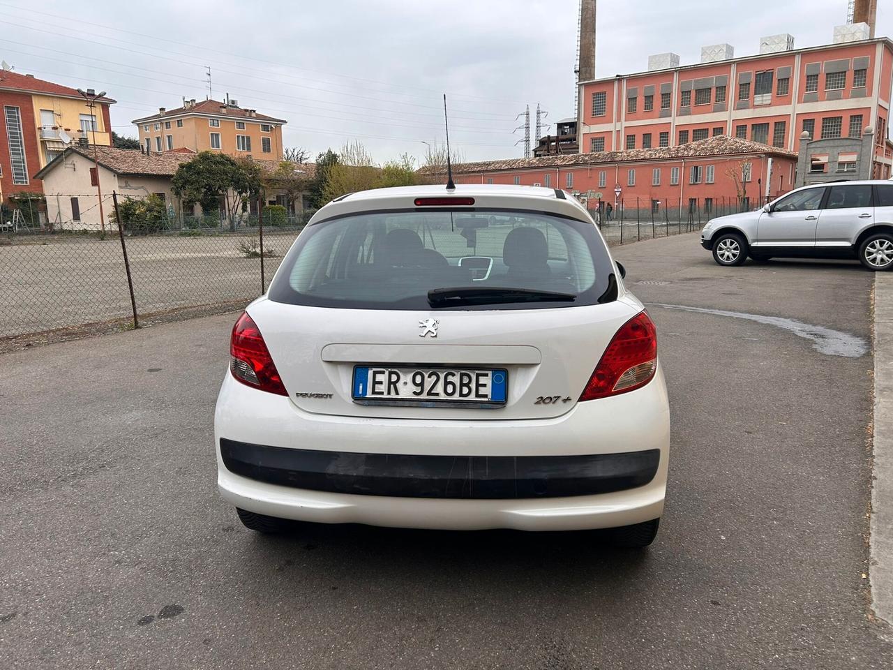 Peugeot 207 Anno 2013 1.4 BENZ/GPL 75CV