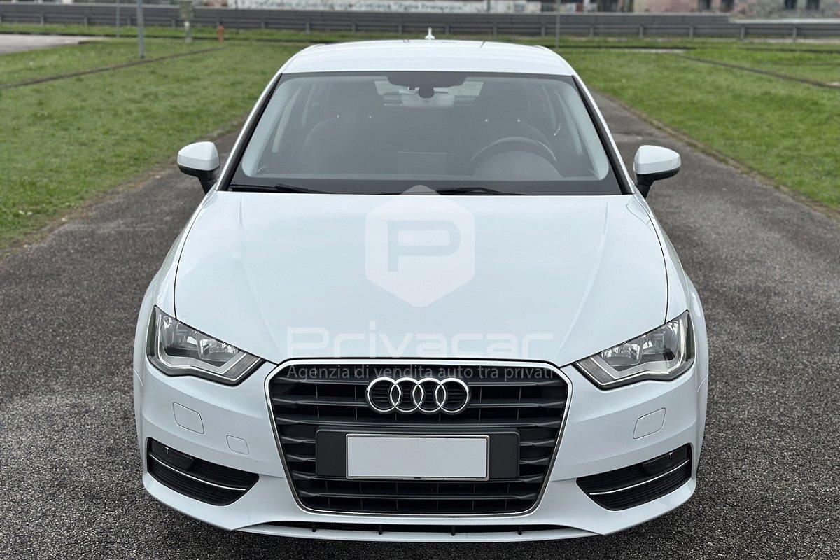 AUDI A3 SPB 1.6 TDI clean diesel Attraction