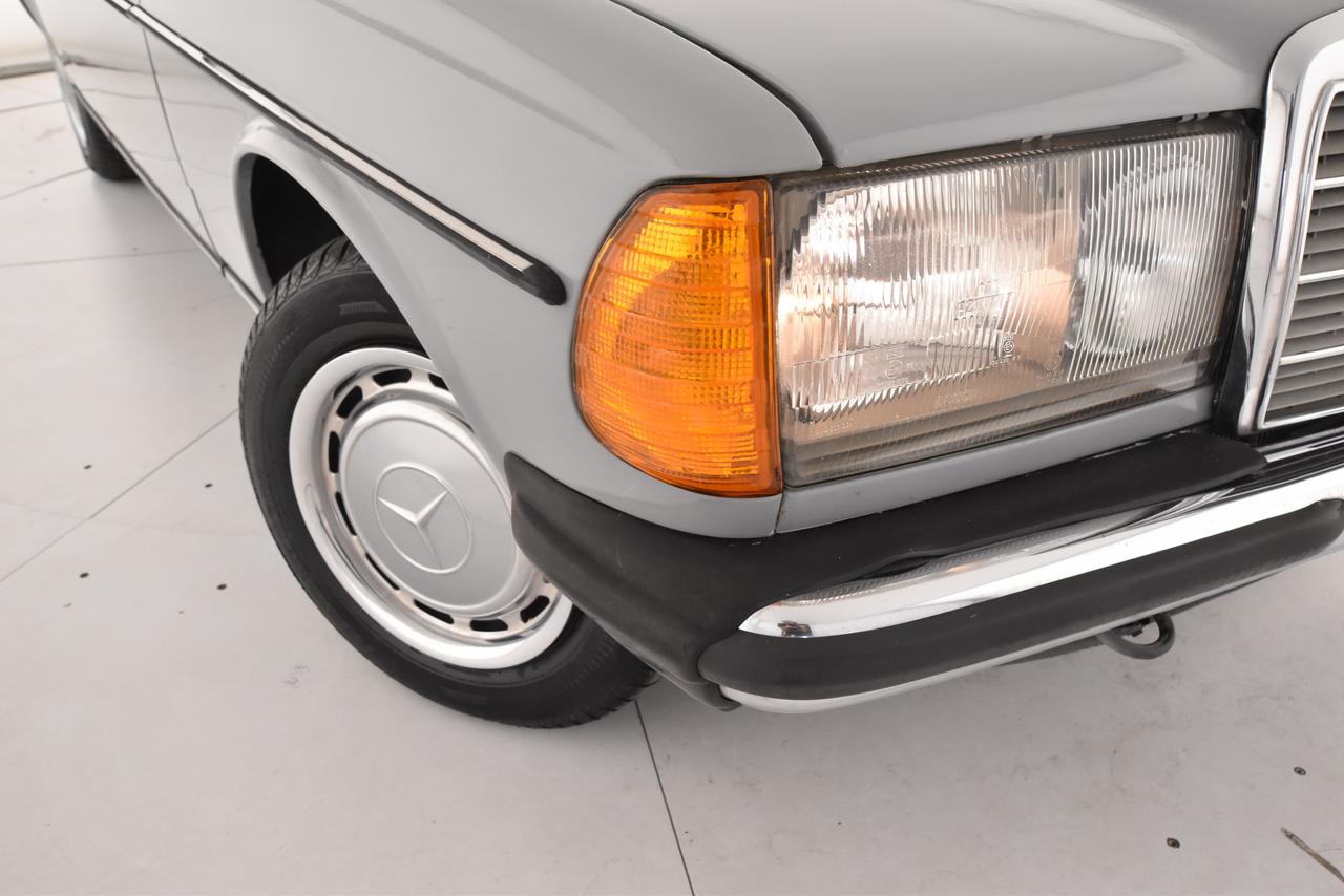Mercedes-Benz 230 TE AUTOMATICA BELLISSIMA CON WEBASTO