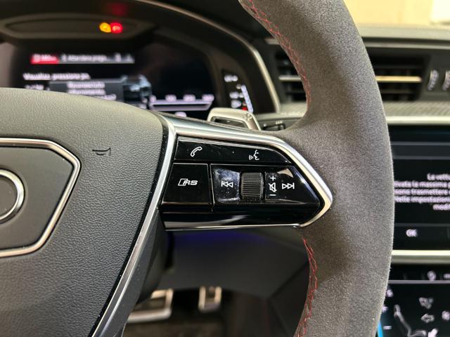 AUDI RS6 Avant 4.0 TFSI V8 quattro tiptronic
