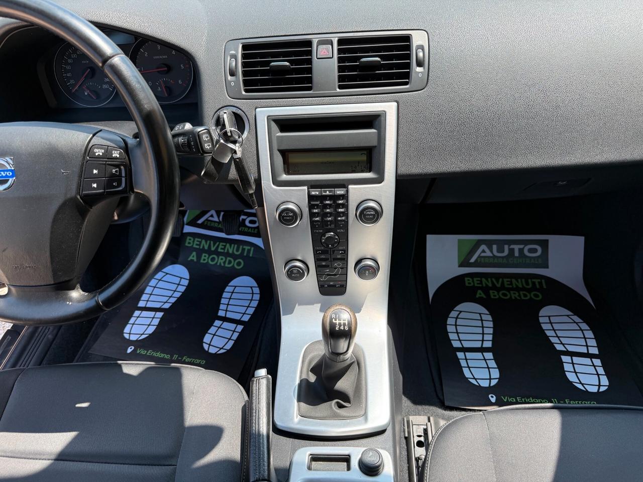 Volvo V50 D2 R-design