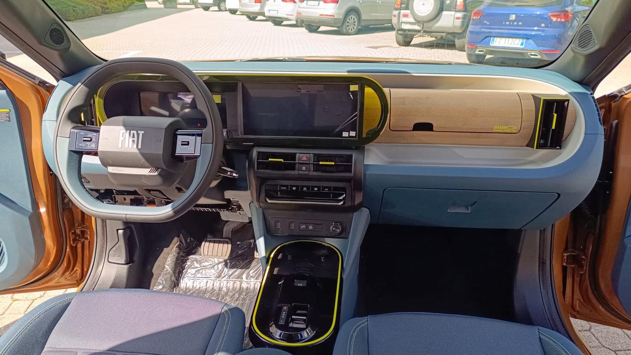 FIAT GRANDE PANDA IBRIDA LA PRIMA