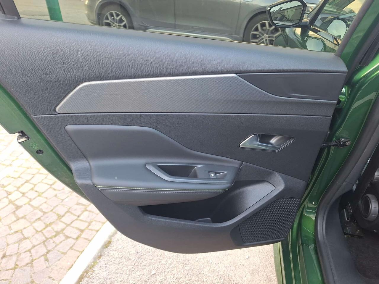 Peugeot 308 PureTech Turbo 130 S&S EAT8 GT