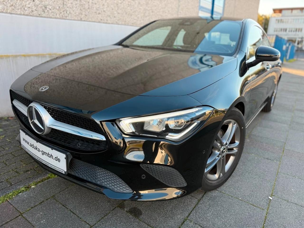 Mercedes-benz CLA 180 d Coupé Telecamera LED ParkAssist Navigazione