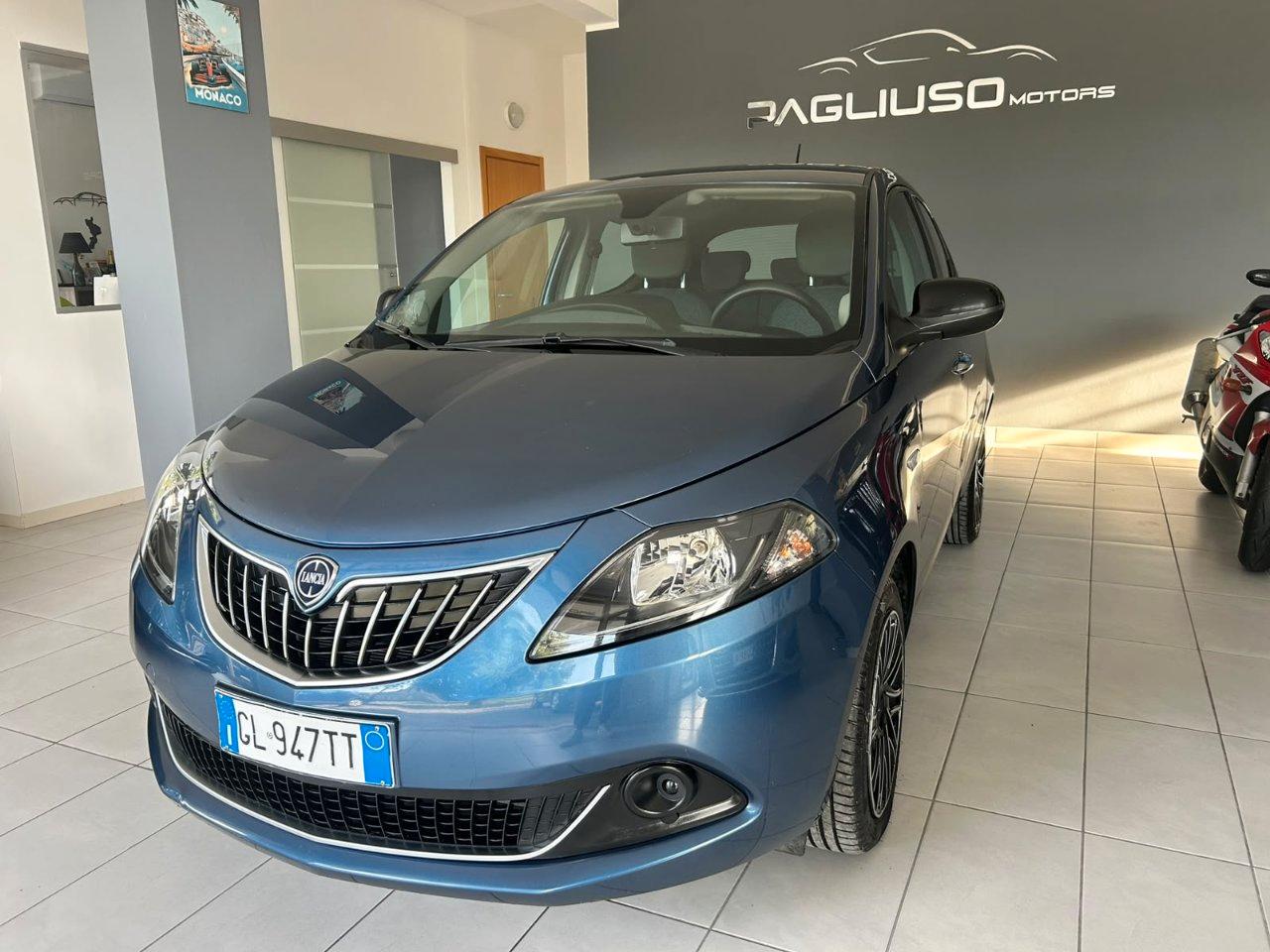 Lancia Ypsilon 1.0 firefly hybrid Silver Plus s&s 70cv