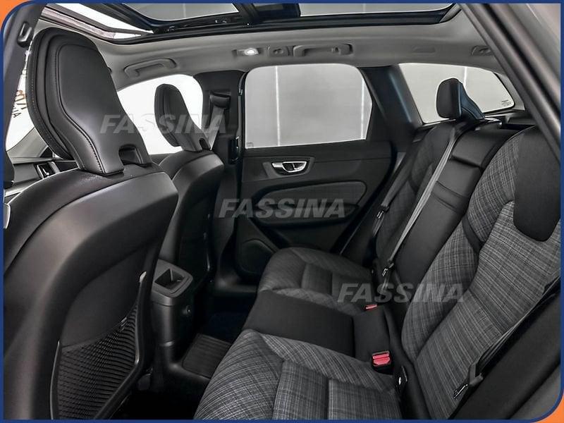 Volvo XC60 XC60 T6 Plug-in hybrid AWD automatico Core
