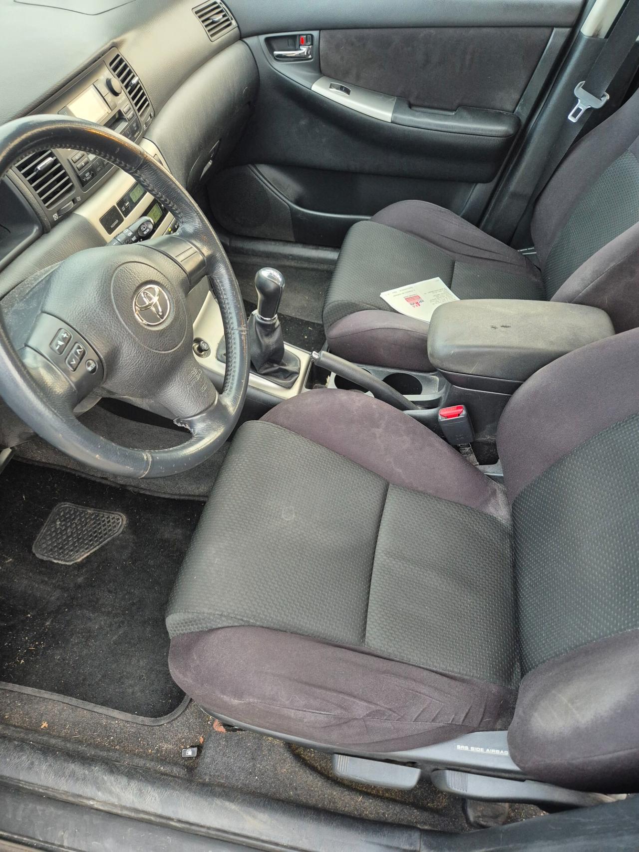 Toyota Corolla 1.6 16V 5 porte radiazione per Africa