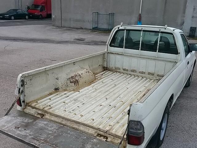 Mitsubishi L200 2.5 TDI 2WD Cab. Singola