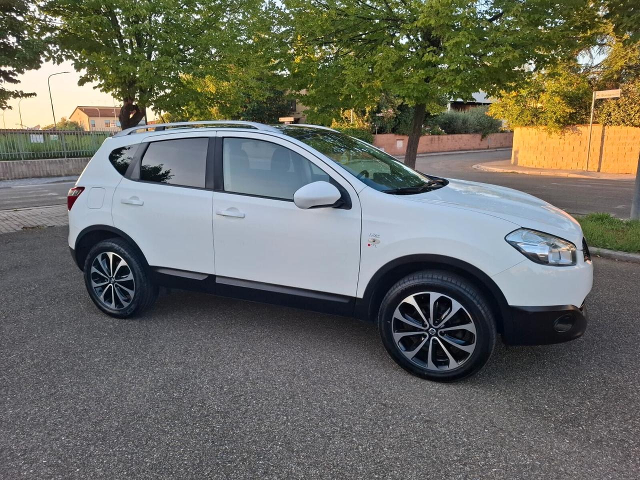 Nissan Qashqai 1.6 dCi 4X4 del 2012 SOLO 146.000 KM