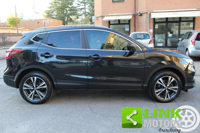 NISSAN Qashqai 1.5 dCi N-Connecta con tetto panoramico