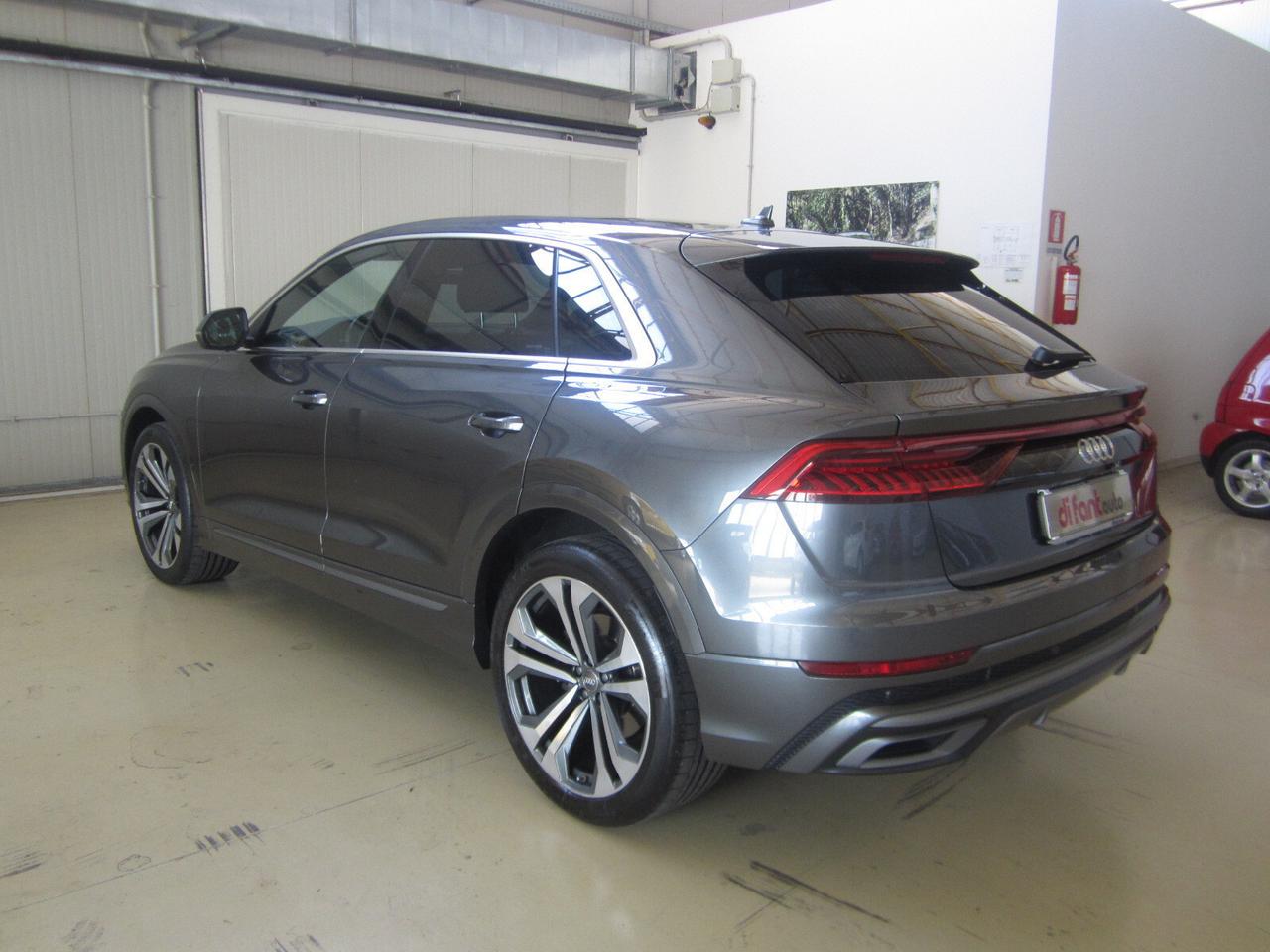 Audi Q8 50 TDI 286 CV quattro tiptronic Sport