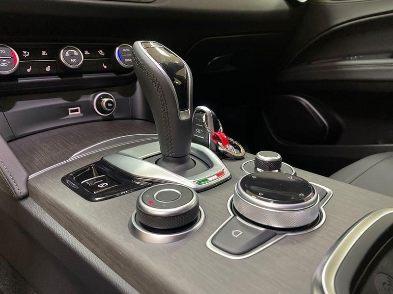 Alfa Romeo Stelvio 2.2 Turbodiesel 210 CV AT8 Q4 Ti