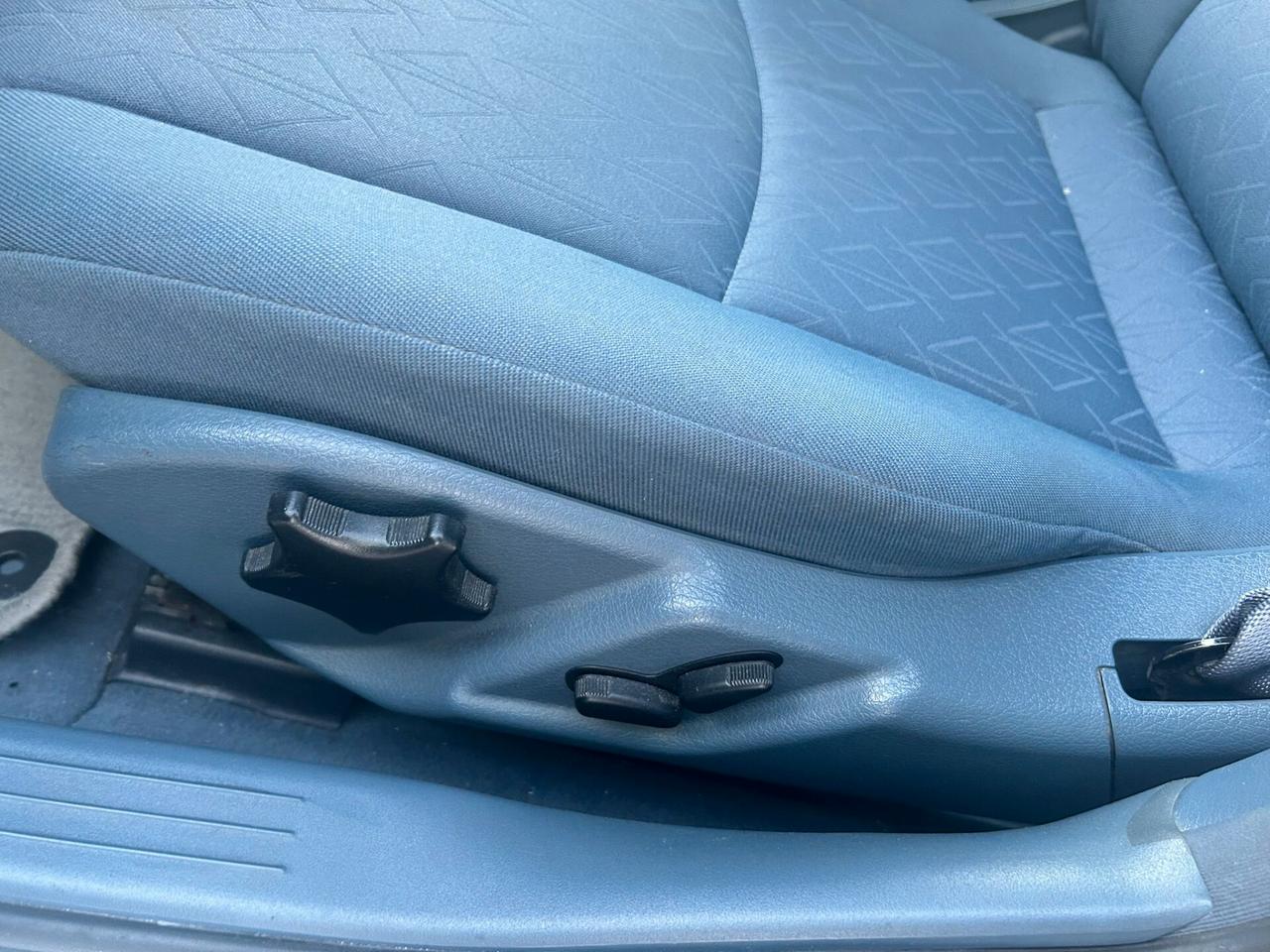 Mercedes-benz C 180 2.0 metano ASI 2001