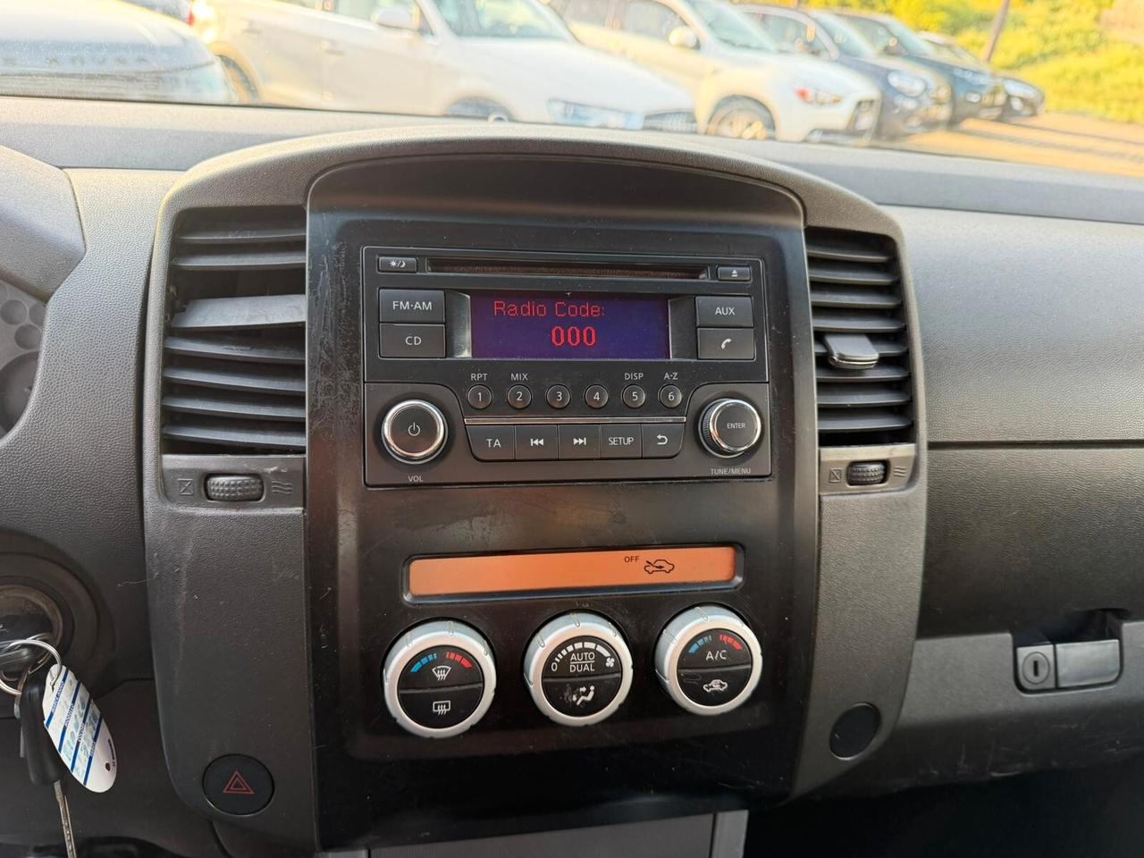 Nissan Navara 2.5 dCi 190CV 4 porte Double Cab LE