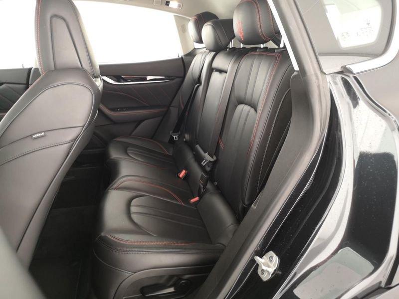 Maserati Levante V6 Diesel 275 CV AWD Gransport