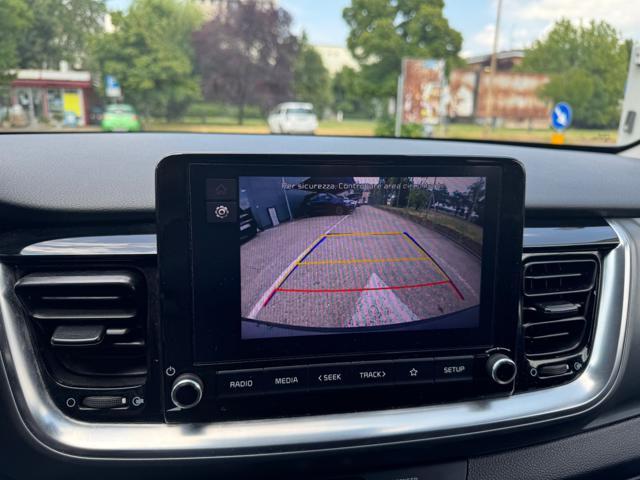 KIA Stonic 1.0 T-GDi 100 CV MHEV MT Style NAVI+RETR.