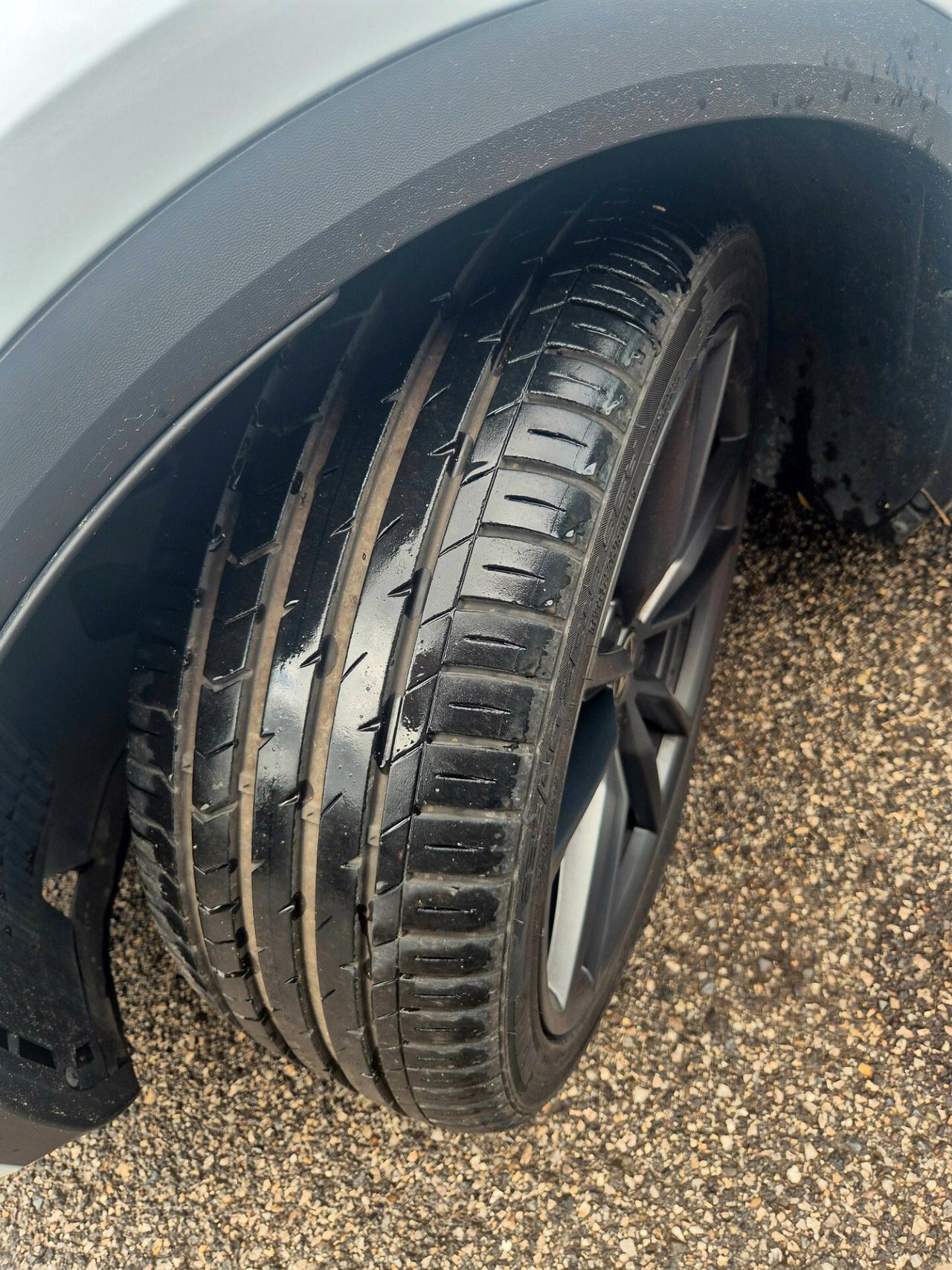 Volkswagen T-Roc R 2.0 TSI DSG 4MOTION BlueMotion Technology