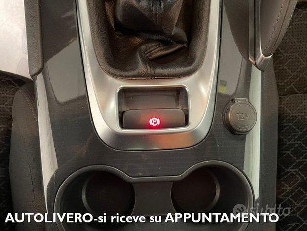 PEUGEOT 3008 1.6 HDi 115CV Active