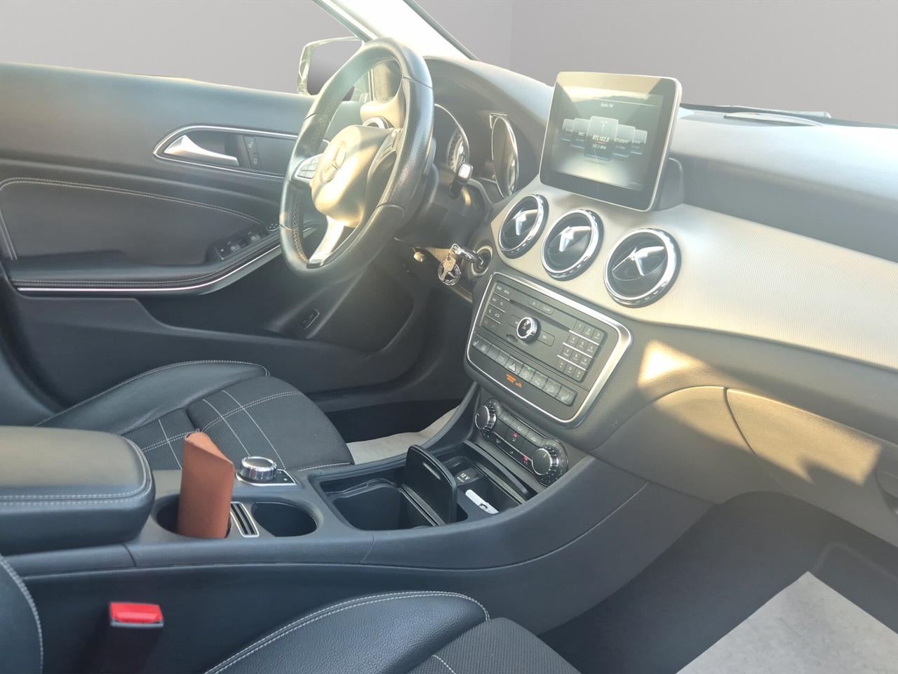 Mercedes-benz GLA 200 d Automatic 4Matic Premium