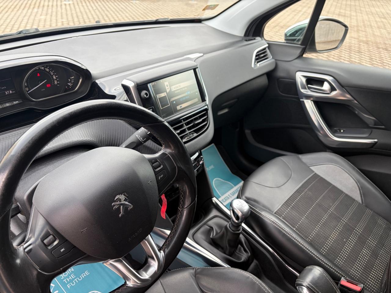 Peugeot 2008 1.6 e-HDi Allure 2014
