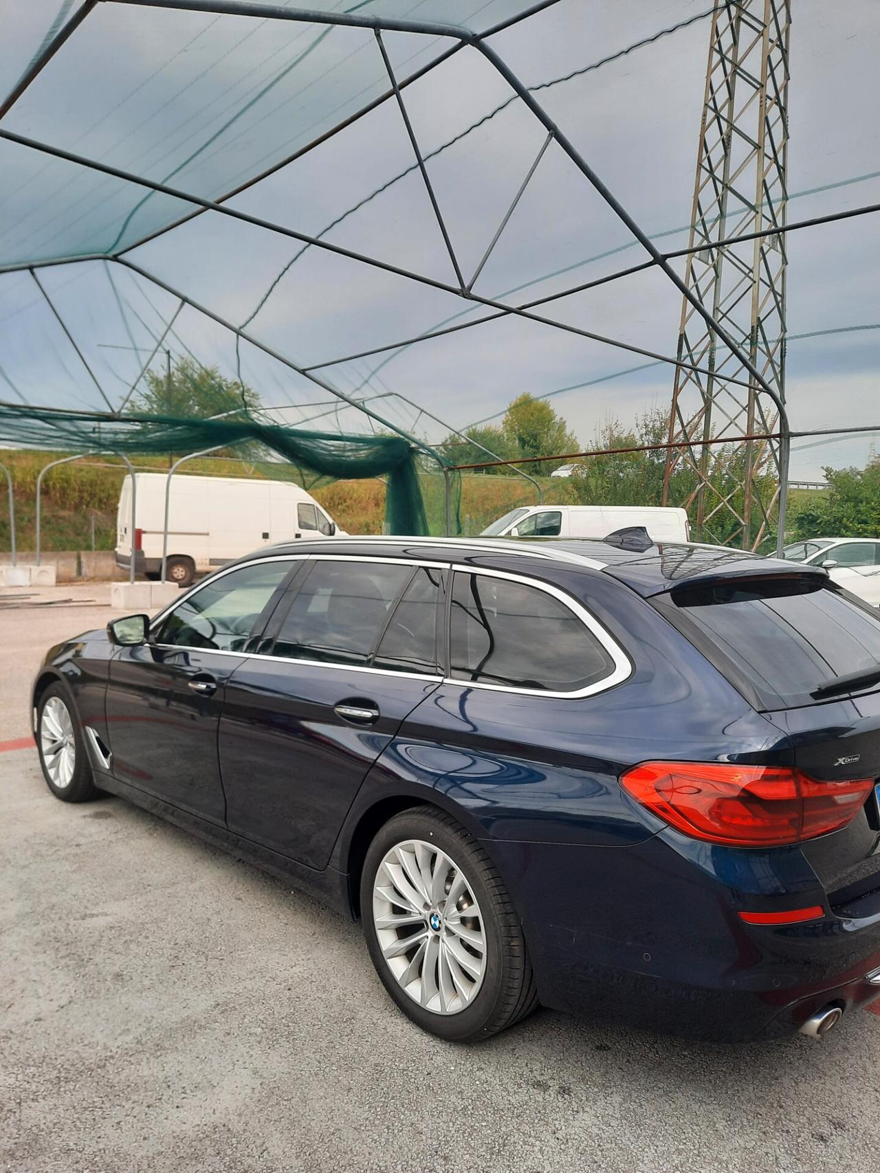 Bmw 520 520d xDrive Touring Luxury