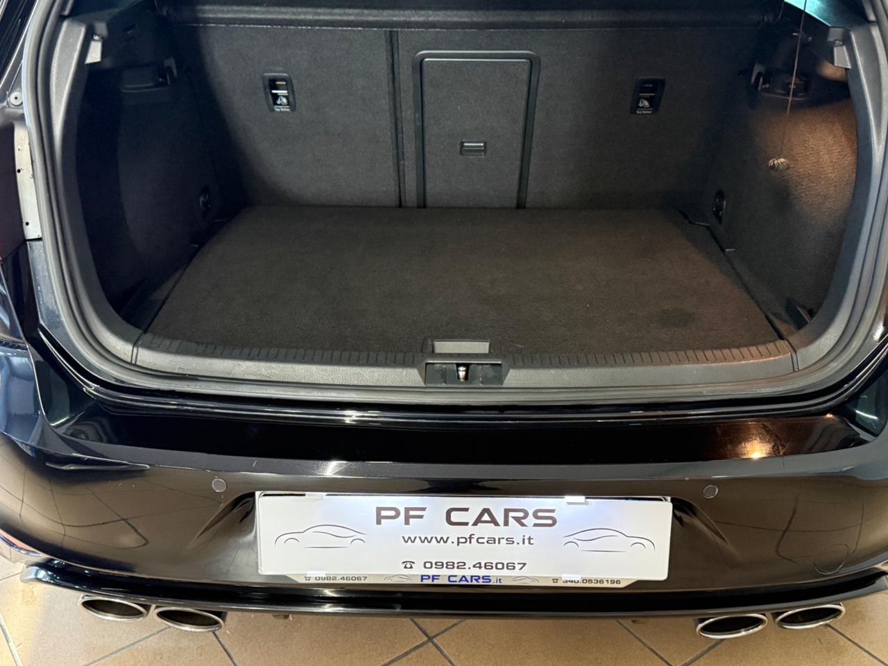 Volkswagen Golf R 2.0 DSG 3p. 300CV tetto apribile.