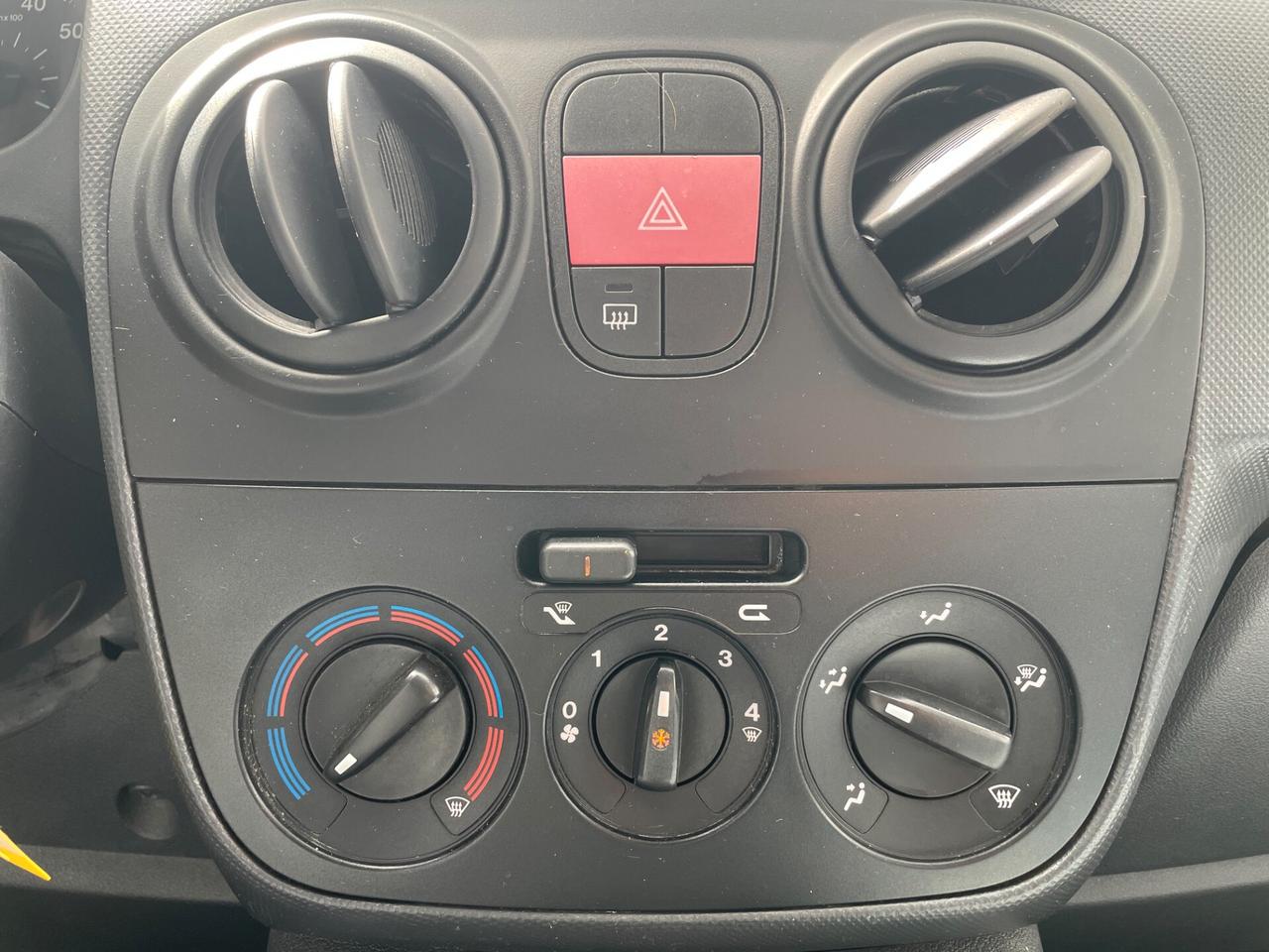Peugeot Bipper Tepee 1.4 75CV Premium