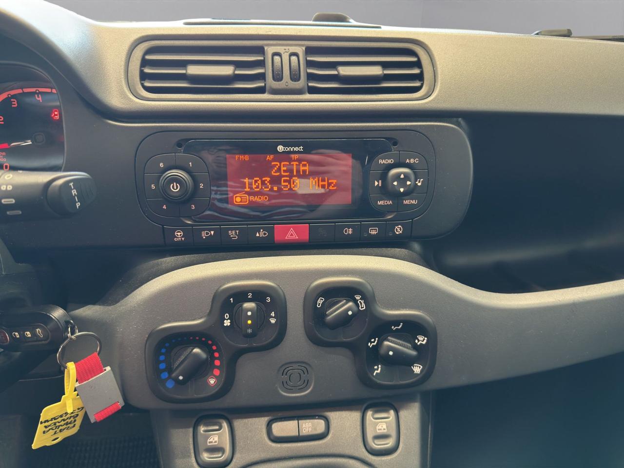 Fiat Panda 1.0 firefly hybrid Sport s&s 70cv 5p.ti