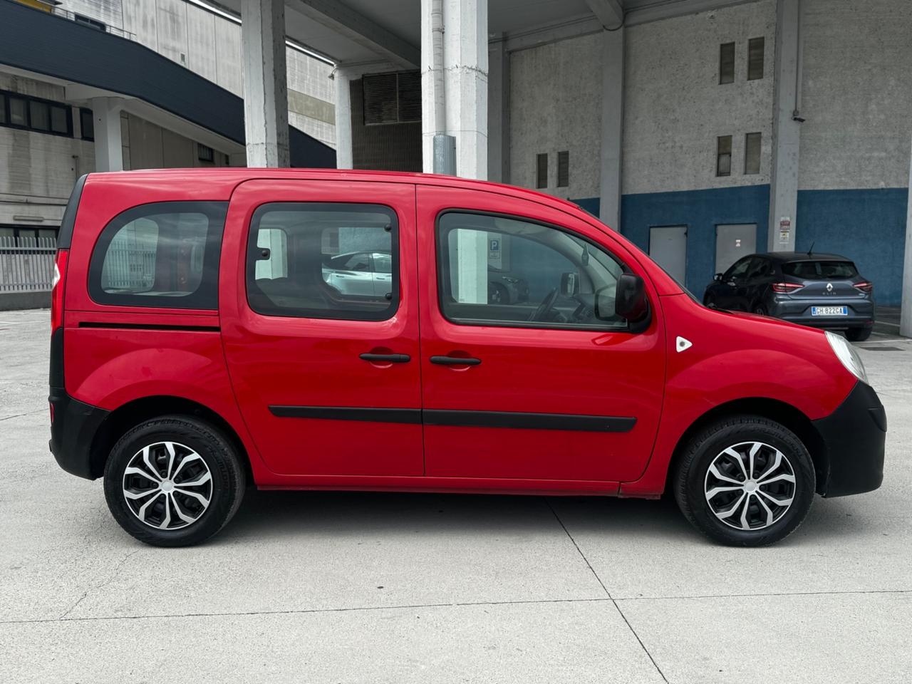 Renault Kangoo 1.6 105CV 5P. Benzina/GPL 2010