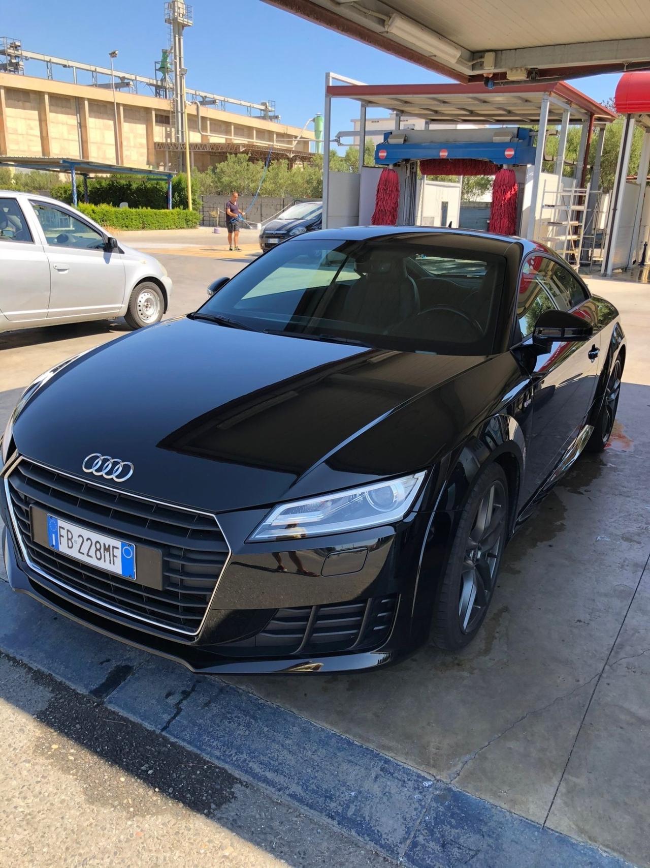 Audi TT Coupé 2.0 TDI ultra
