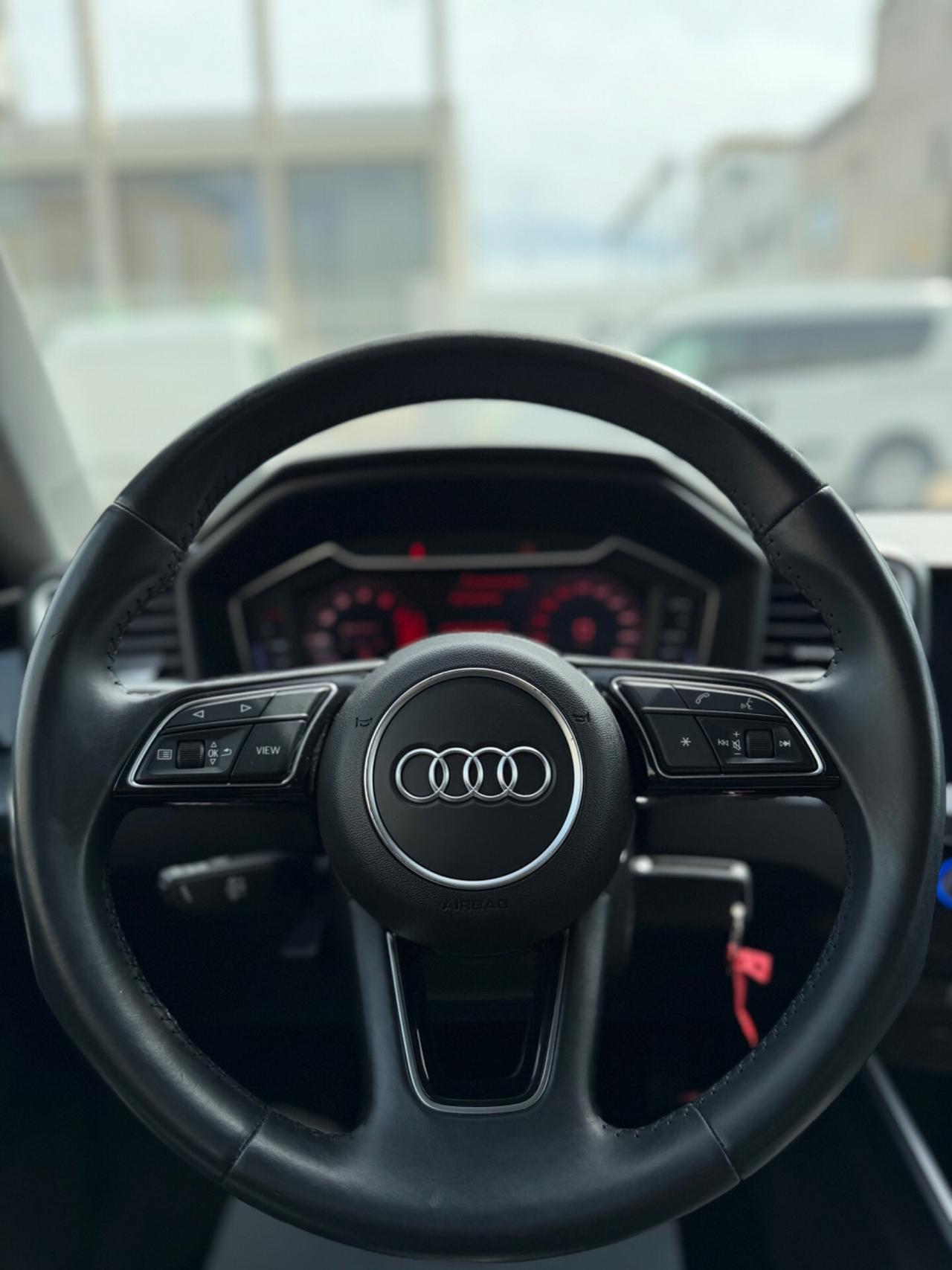 Audi A1 SPB 30 TFSI Advanced-2019/MATRIX