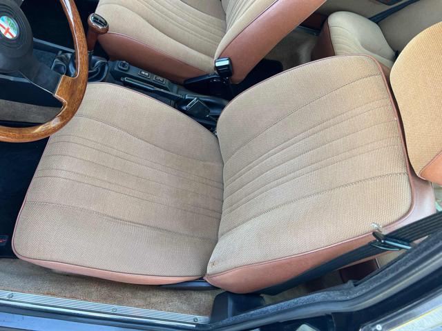 ALFA ROMEO Alfetta 2.0 turbodiesel A/C TOP CONDITION