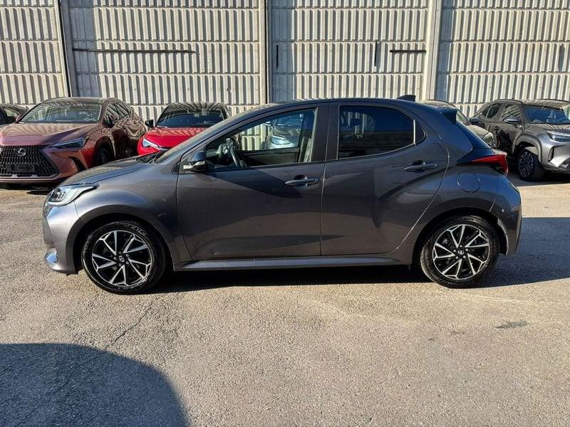 Toyota Yaris Hybrid Lounge MY22