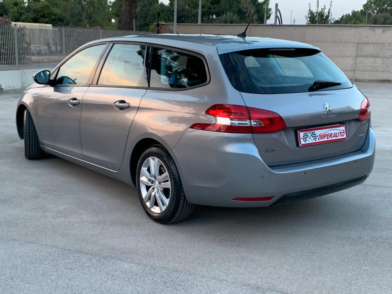 Peugeot 308 BlueHDi 120 SW NAVIGATORE TAGLIANDATA