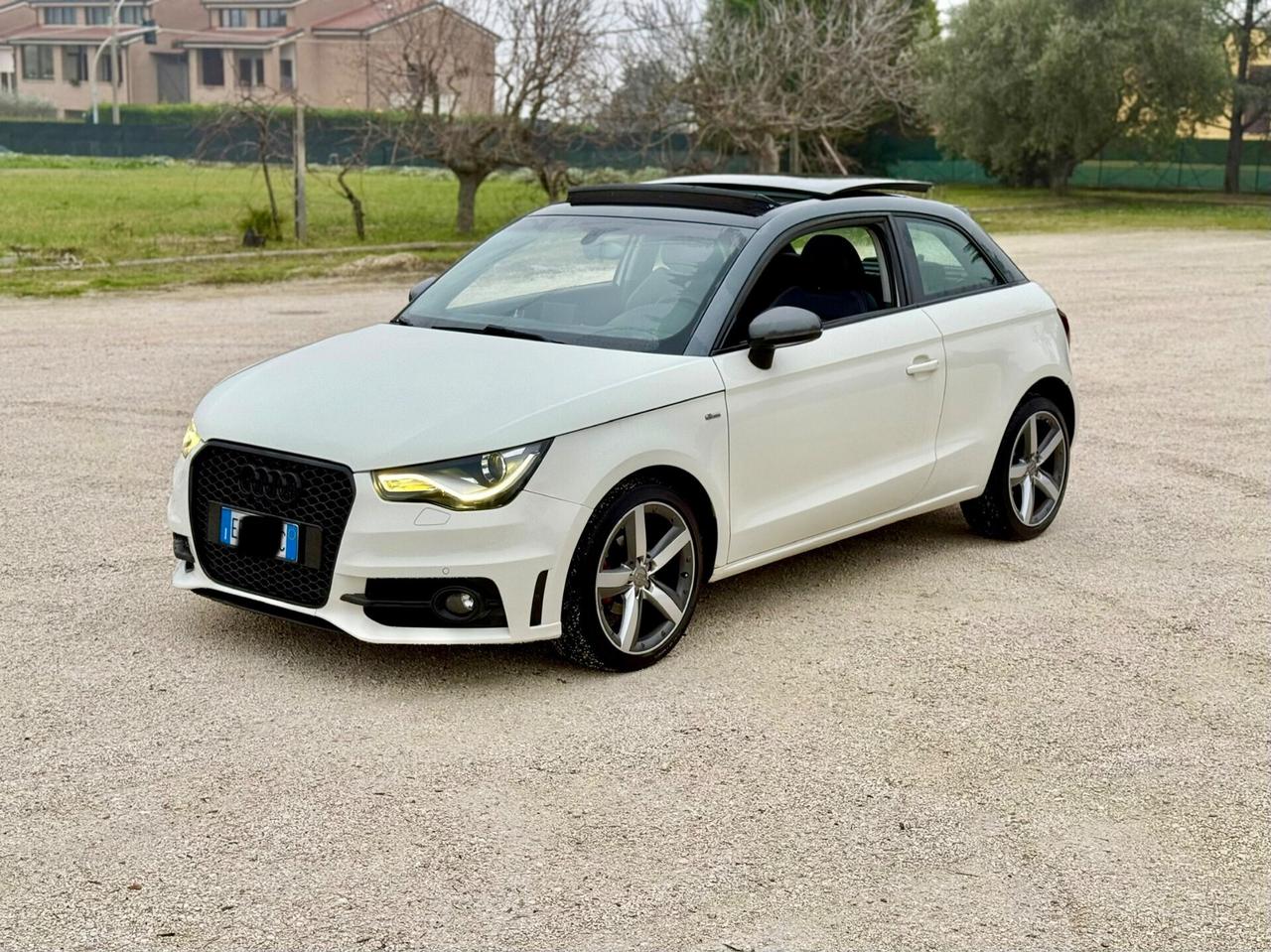 Audi A1 S-Line con 86 mila km NEOPATENTATi