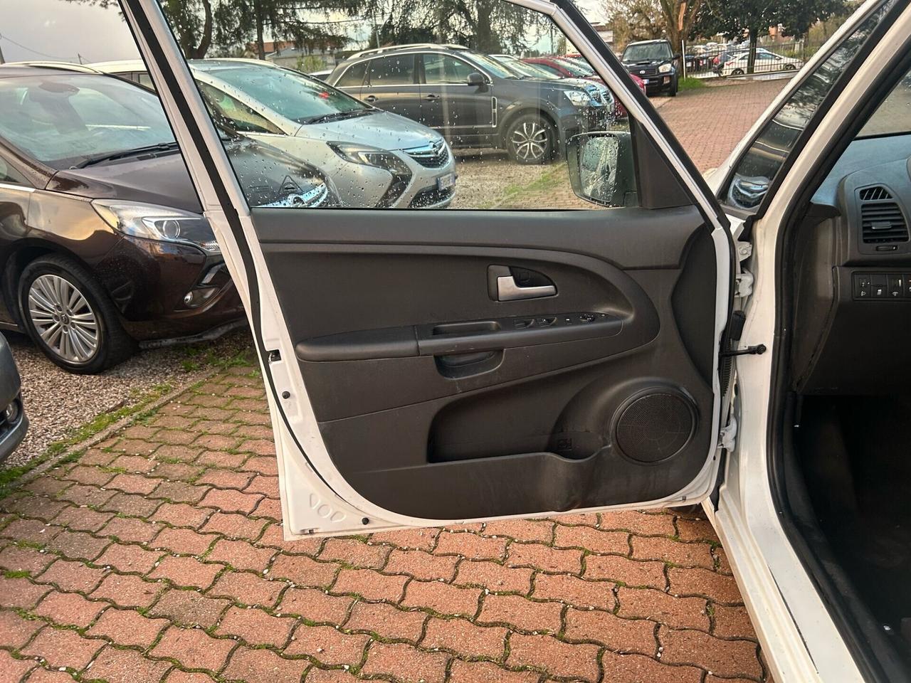 Kia Venga 1.6 CVVT TX