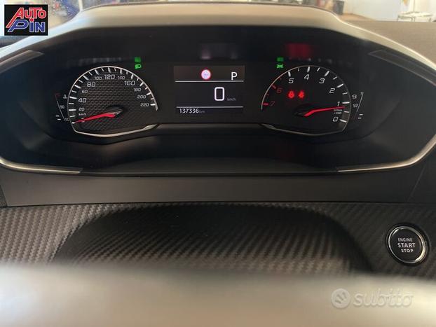 Peugeot 2008 BlueHDi 130 S&S EAT8 Allure