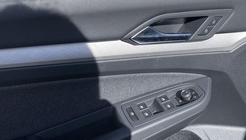 Volkswagen Golf 8 Life 2.0 TDI 116 CV