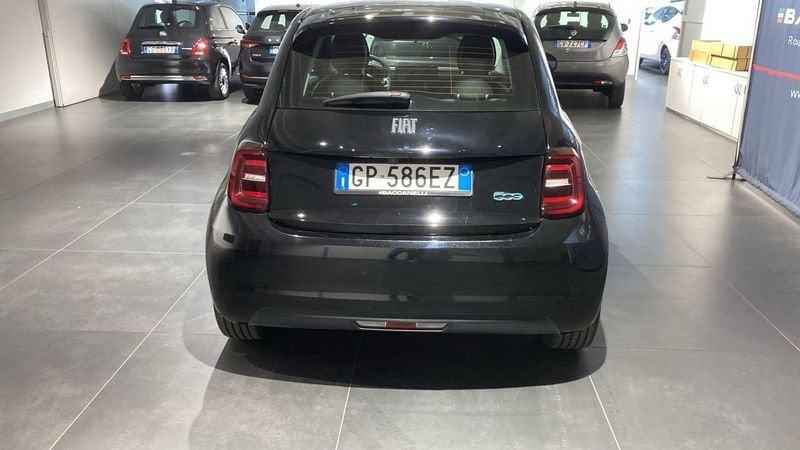 FIAT 500 Icon Berlina