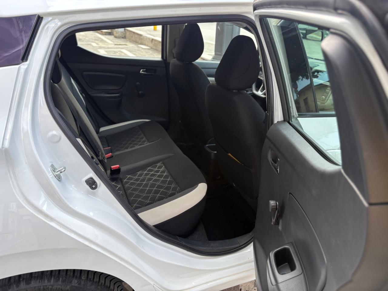 Nissan Micra 0.9 5Porte Acenta FULL/LED/NAV