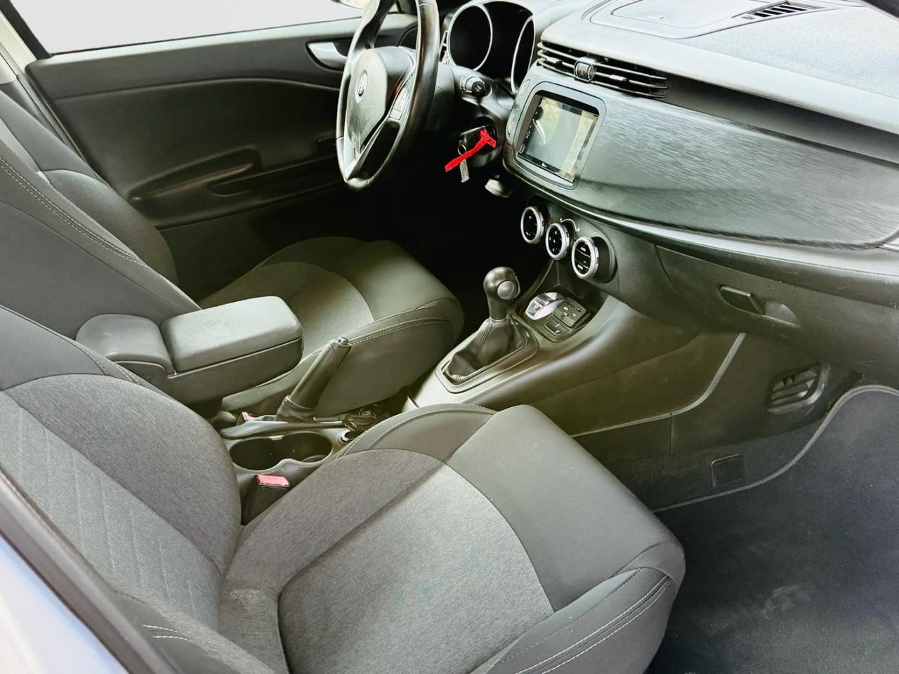 Alfa Romeo Giulietta 1.6 MTJ AUTOMATICA 120 CV Super*RESTYLING*NEOPATENTATI*