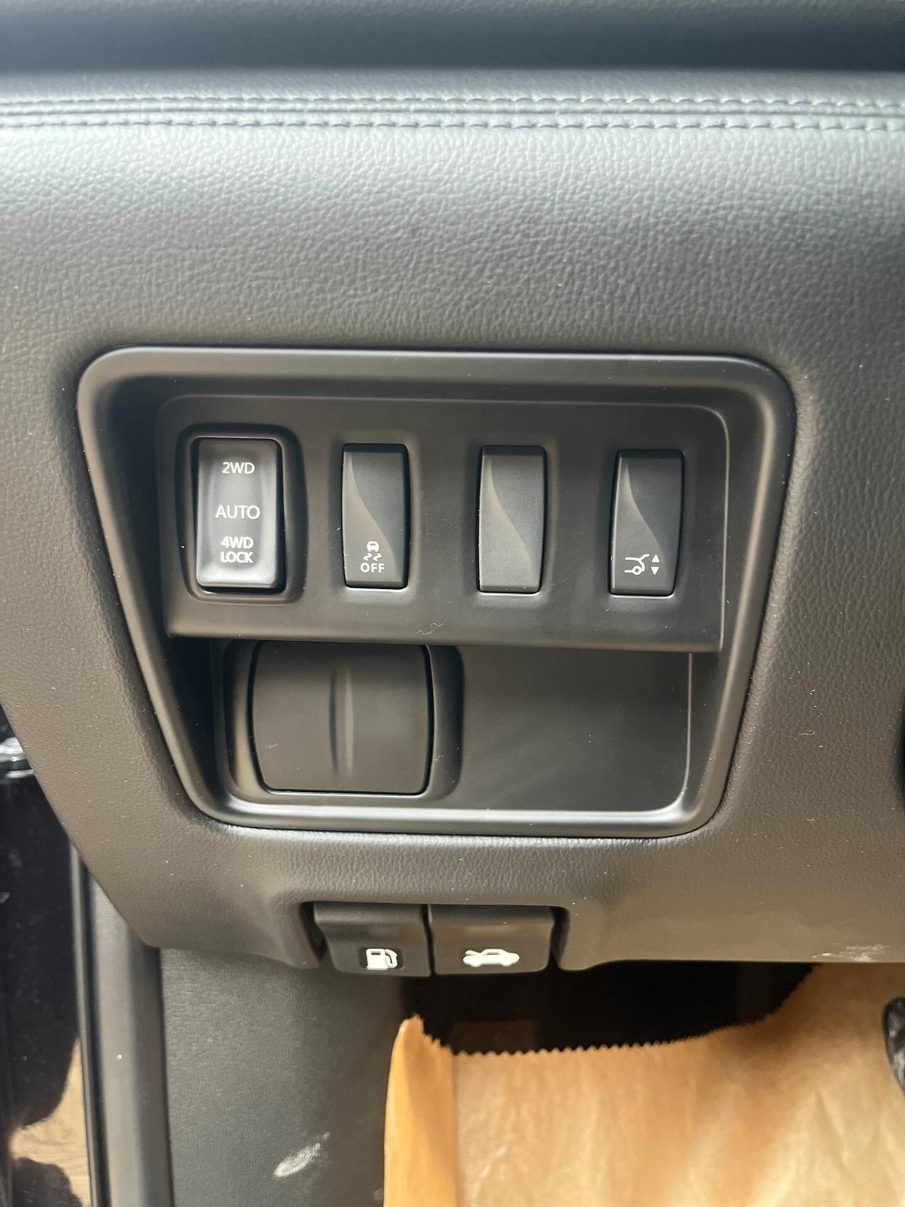 Renault Koleos 2.0 Diesel - 4x4 - Automatico Full